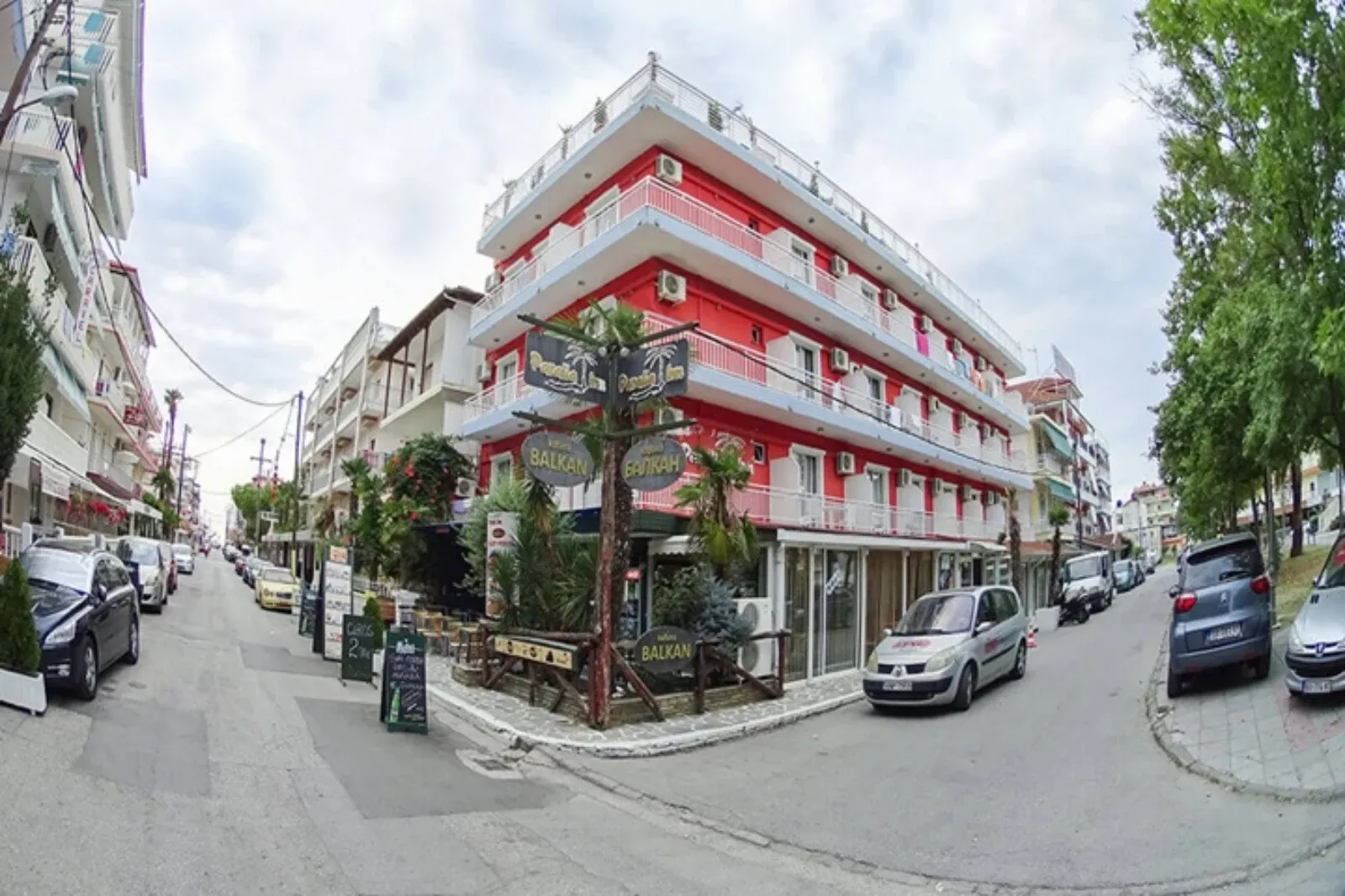 Hoteli Paralia Inn & Erato