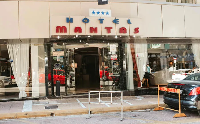 MANTAS HOTEL