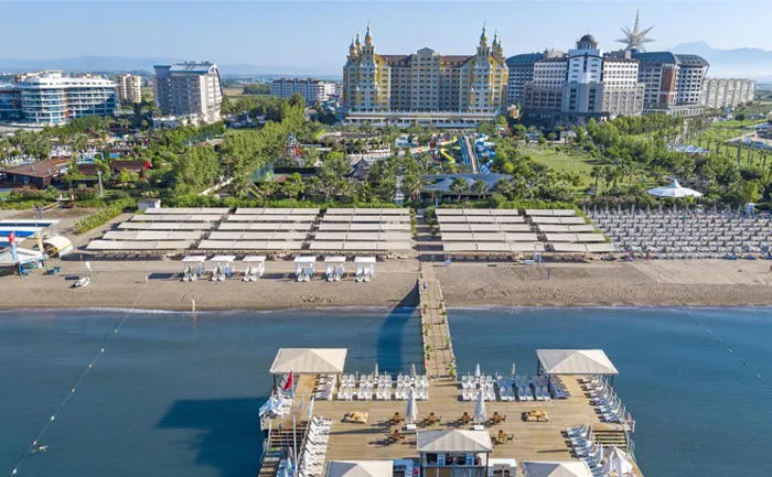 Royal Holiday Palace