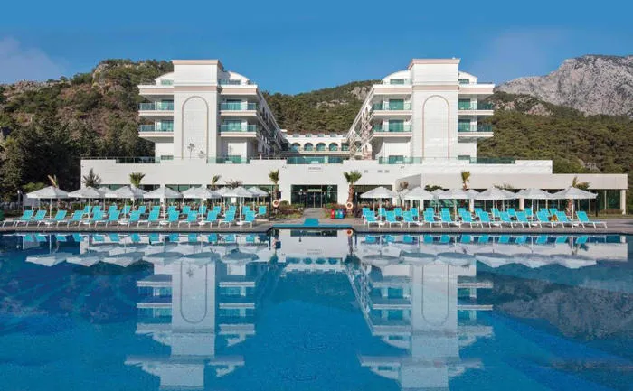 Dosinia Luxury Resort