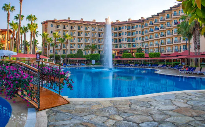 Miramare Queen Hotel