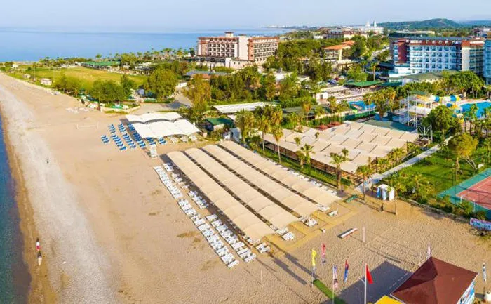 Mira Meridia Beach Hotel