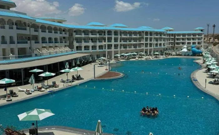 Flow Spectrum Resort Sahl Hasheesh