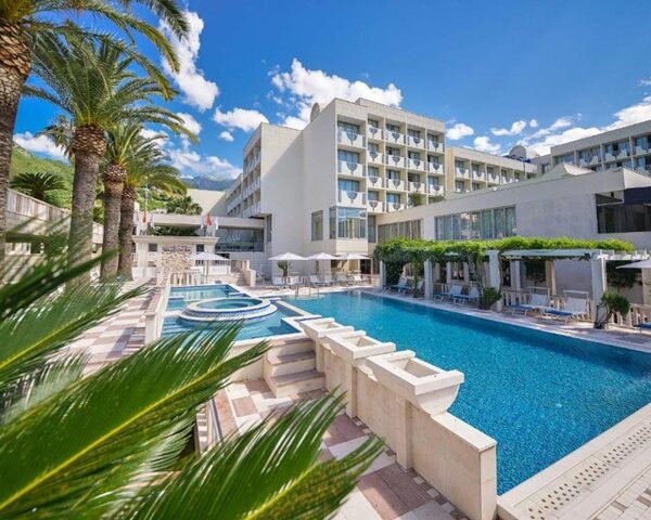 BEČIĆI 🚗 Hotel MEDITERAN 4* Ljeto 2026